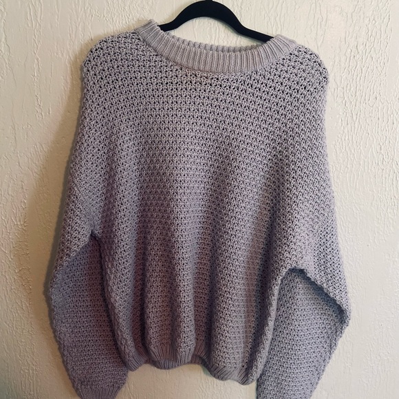 Purple sweater - Picture 1 of 3